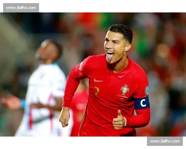 C 罗逆生长神话！40 岁再获足坛顶薪，日薪 48.8 万镑冲击千球里程碑