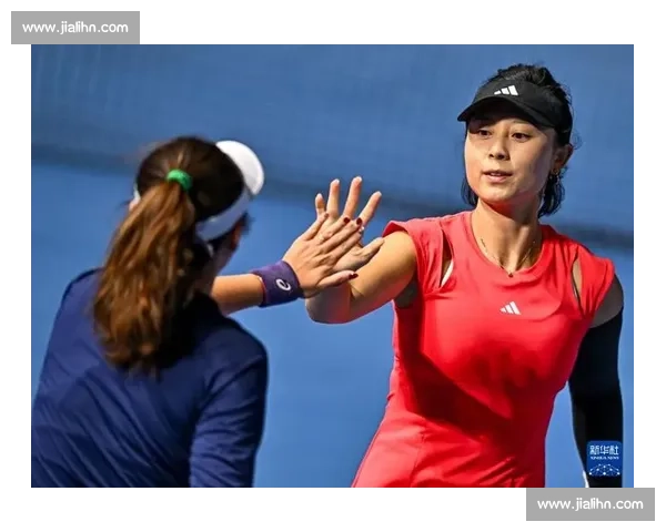 郭涵煜 帕诺娃三盘逆转晋级 徐一璠 杨钊煊抢十惜败